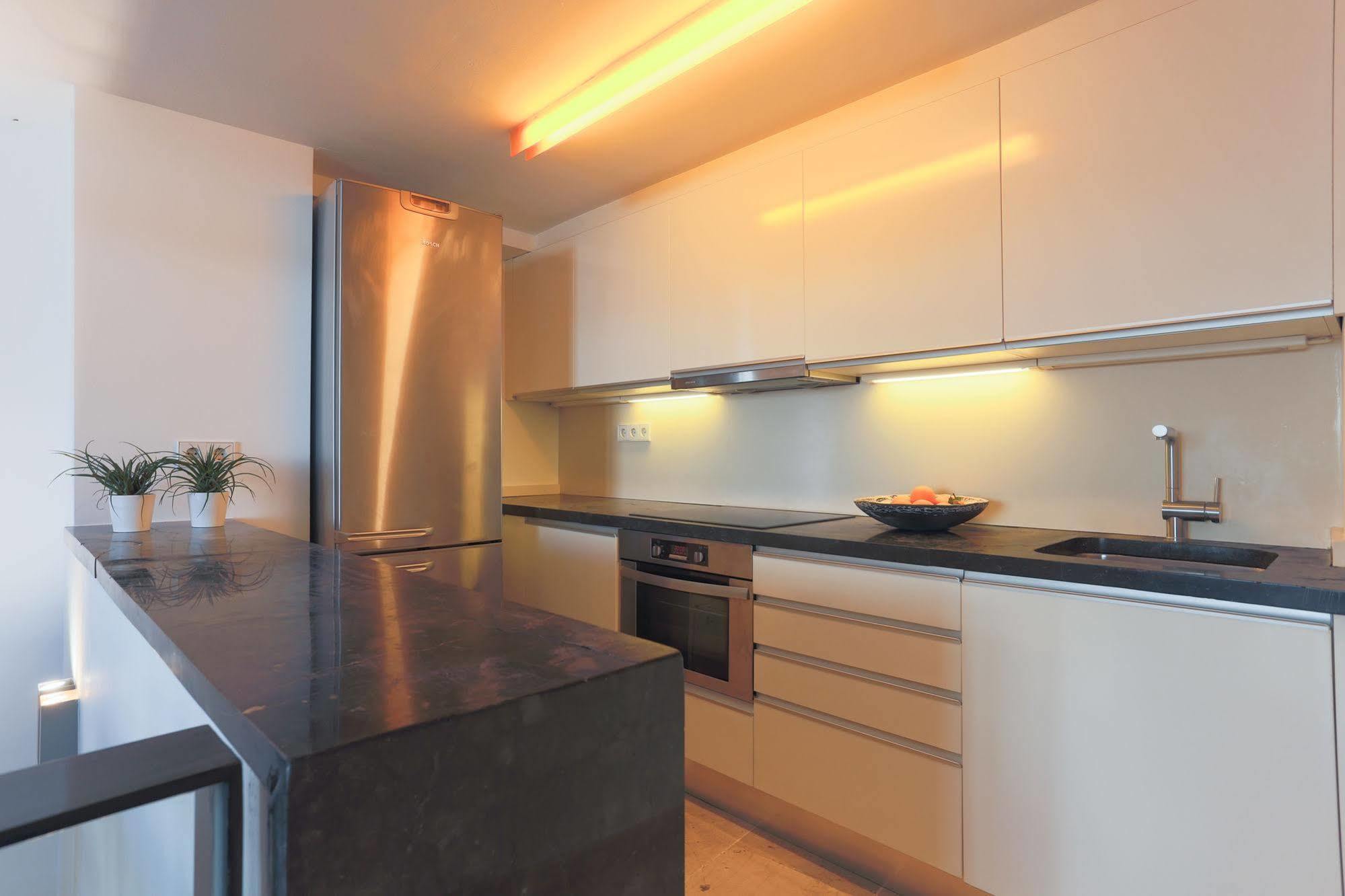 Apartamentos Xereca -Dalt Vila- Loft Ибица Экстерьер фото